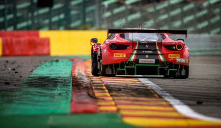 Varrone con la Ferrari en Paul Ricard