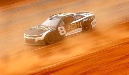 Nascar: Hamlin y Reddick, al frente en la tierra
