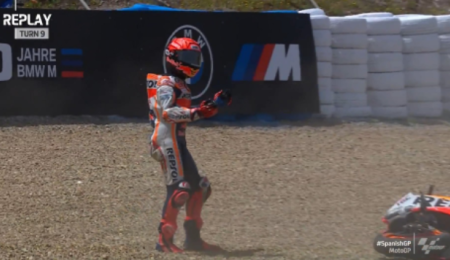 Dos caídas seguidas para Márquez