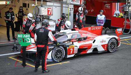 El Toyota N° 7, dentro del top diez