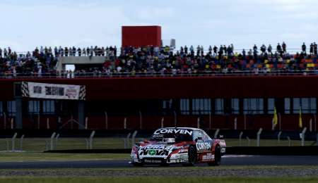 Con una maniobra perfecta, Urcera ganó la serie