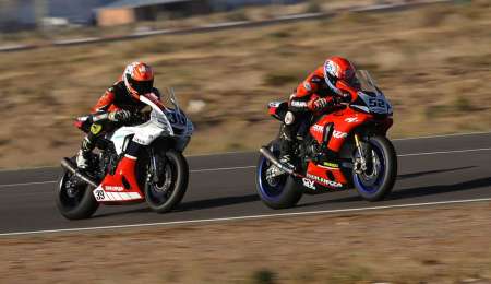 Solorza se escapa en Superbike
