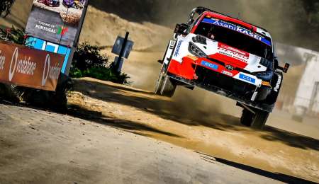 Evans vuelve a liderar en Portugal