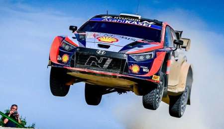 Tänak ganó en Cerdeña