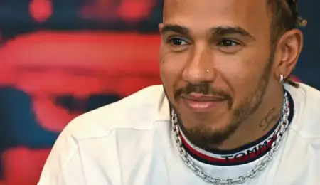 Hamilton dio detalles de su futuro