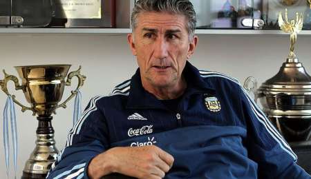 Preocupación por el estado de salud del "Patón" Bauza