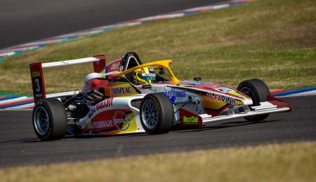 Suárez prevaleció en la final