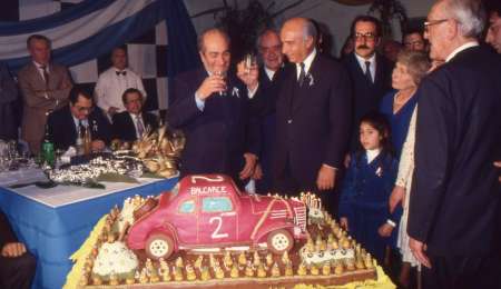 Día del Piloto: cómo festejaba Fangio sus cumpleaños