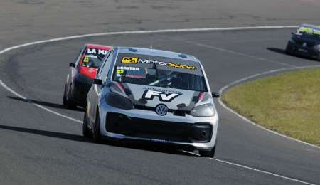 Alejo Cravero se metió adelante en la Clase 2