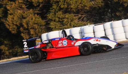 Calo ganó la segunda final de la Fórmula Renault Plus