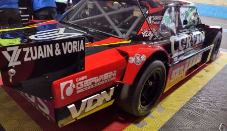 TC: Urcera prueba el Torino en La Plata