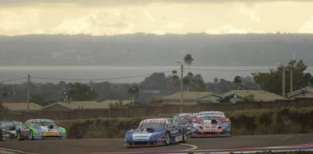 TC Pista: Vázquez y Fritzler, los ganadores de las series en Posadas