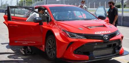 Primeras imágenes a bordo del Toyota TCR