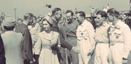 La Reina Isabel II estuvo en el primer GP de Fórmula 1