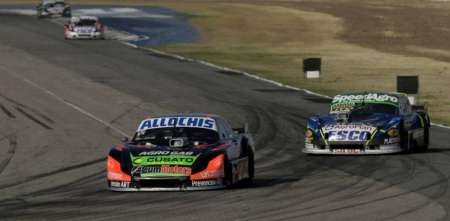 TC Pista: Álvarez y Azar, los vencedores de las series en San Luis