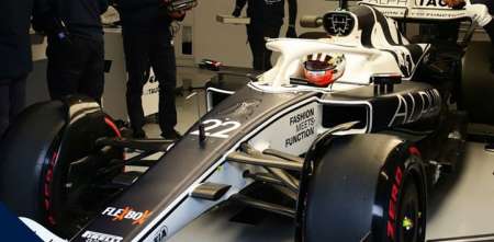 Yuki Tsunoda sigue en AlphaTauri