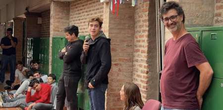 Franco Colapinto, de vuelta al colegio