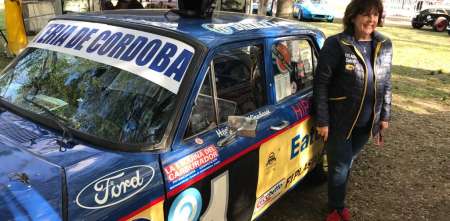 VIDEO: el legendario auto de TC que sigue ganando con la mujer del campeón