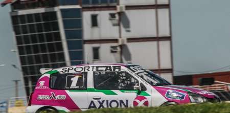 El Turismo Pista disputó sus series en Concepción del Uruguay