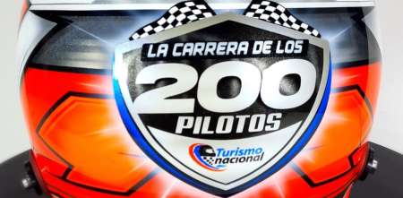 VIDEO: como si fuera la F1, un piloto diseñó su casco exclusivamente para la carrera de los 200 Pilotos
