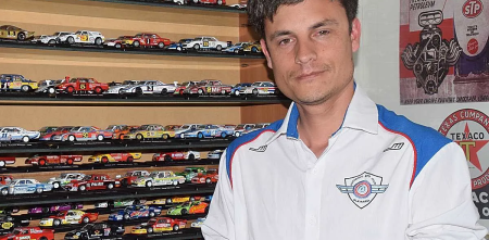 ¡Impresionante! Fabrica autos a escala inéditos del TC