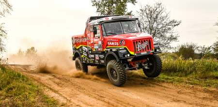 Dakar 2023: Ales Loprais se quedó con la Etapa 2 en camiones