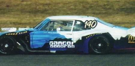 Ezequiel Gómez correrá con un diseño en homenaje al Flaco Traverso