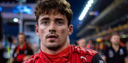 Leclerc probó la Ferrari F2002 de Michael Schumacher