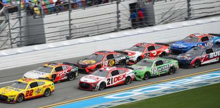 NASCAR tendrá su libro: NASCAR 75 Years