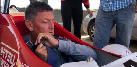 Guillermo Ortelli volvió a subirse a un auto de carrera