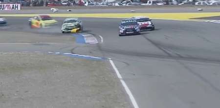 TN en Río Gallegos: Castellano se tocó con Santero y se llevó puesto un muñeco de gomas