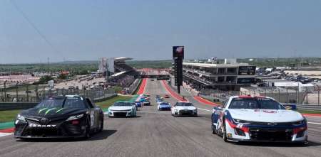 Button tras su debut en NASCAR: “Pensé que me iba a desmayar del calor”