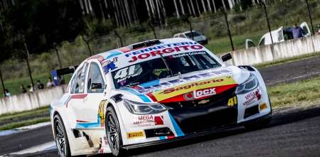 Top Race: Barrio resistió y se quedó con la pole en Concordia