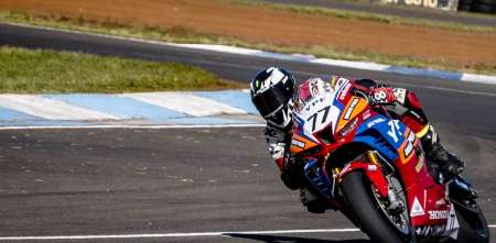 Superbike Argentino: el Honda YPF Superbike completó el sábado en Concordia