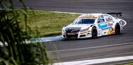 Top Race: Sánchez se defendió de Aldrighetti y festejó en el Sprint