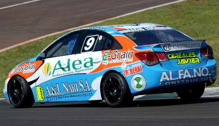 Teti adelante en Clase 3