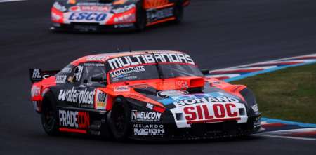 TC: Ledesma se llevó una serie caótica en Termas de Río Hondo