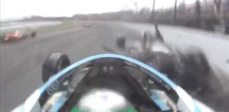 Indy500: Agustín Canapino se golpeó a pocas vueltas para el final