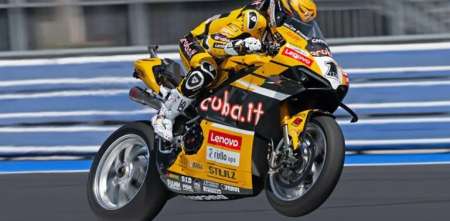 Triunfazo de Álvaro Bautista en la 1ra Final del WorldSBK en Emilia-Romagna