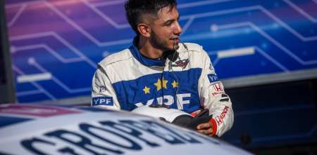 YPF Honda RV Racing corre con cuatro autos en San Nicolás