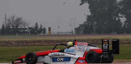 Fórmula Nacional: Stang marcó el ritmo en el inicio del sábado