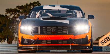 Un Ford Mustang nuevo debuta en SPA