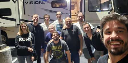 ¡Imperdible! Toda la intimidad de la cena de Guerra, Sapag y Vivian con Canapino