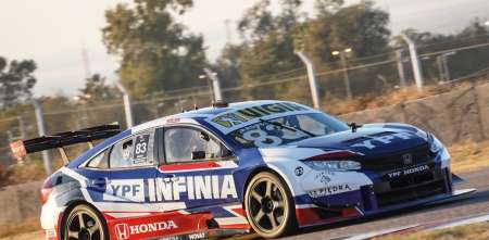 TC2000: Facu Ardusso marcó el ritmo en el segundo test en La Rioja