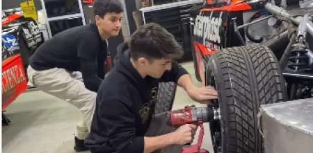 TC: Gastón Iansa y Jorge Barrio probaron el cambio de neumáticos en el JP Carrera