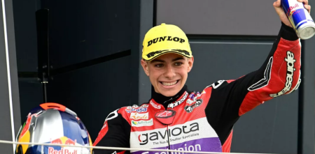 ¿Quién es David Alonso, el colombiano que hizo historia en el Mundial de Motociclismo?