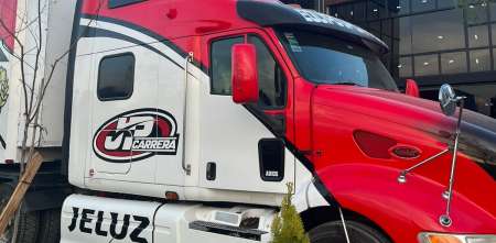 La intimidad del nuevo taller del equipo JP Carrera