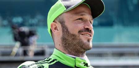 IndyCar: ¡También lo acelera! Canapino, a fondo arriba de un monopatín