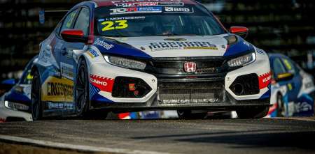 TCR: Nacho Montenegro tras su triunfo: "Estamos haciendo una buena diferencia"