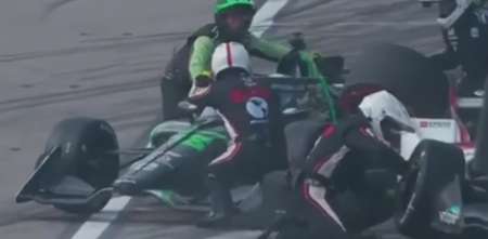 IndyCar: ¡De no creer! Canapino se encontró con un rival cuando salía de boxes